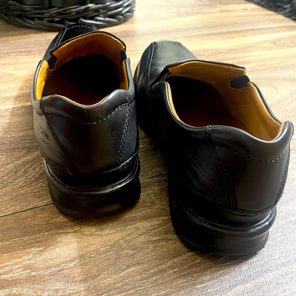 Men’s Clarks Loafer - Picture 3 of 6